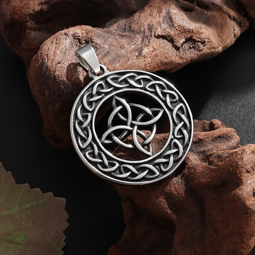 Men's Circular Knot Pendant Necklace