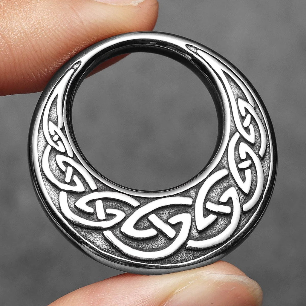 Men's Circular Ring Pendant Necklace